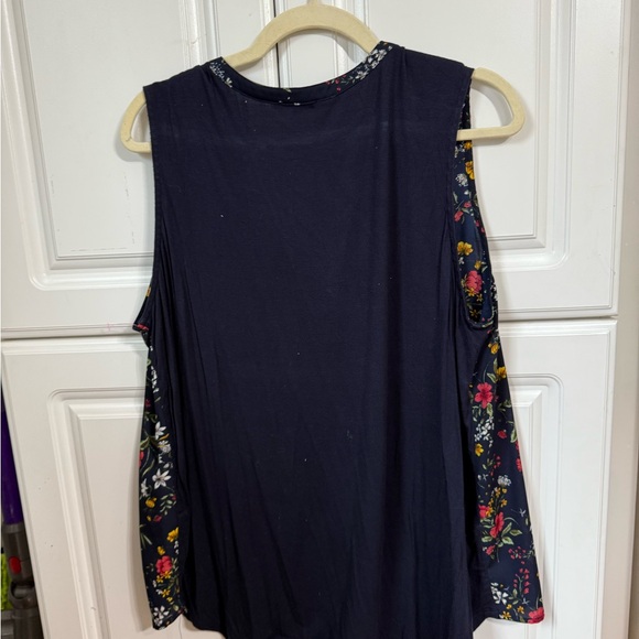 Papermoon Navy Floral Sleeveless Top with matching JCREW Sweater - Picture 5 of 6